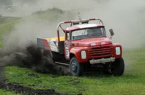 зрелищные гонки на грузовиках в тюмени